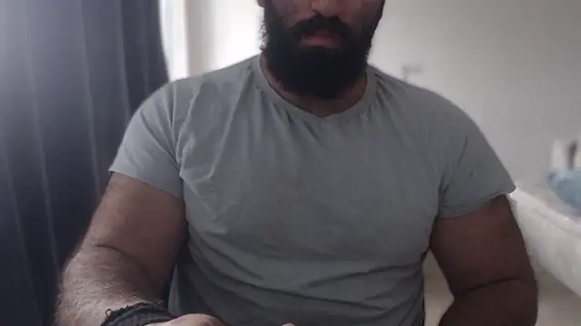 hugemachohandsome online show from September 2025 06:37:02 AM