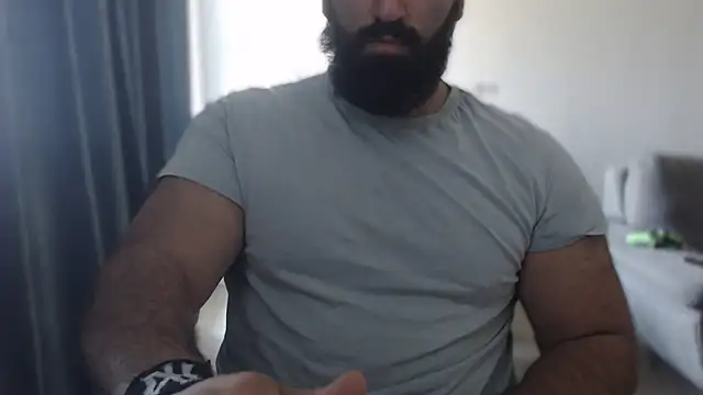 hugemachohandsome online show from September 2025 07:01:01 AM