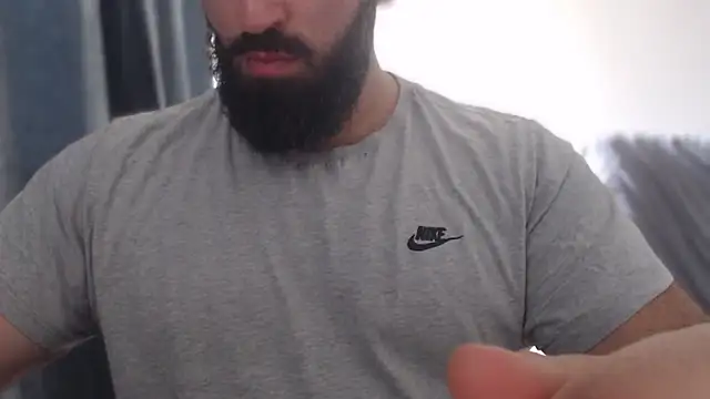 hugemachohandsome online show from October 2025 09:06:02 AM