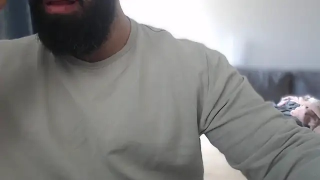 hugemachohandsome online show from October 2025 10:05:02 AM