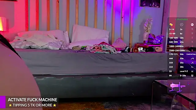 Snapshot of Miss_Pawi chatting on September 2025 10:02:01 PM Miss Pawi online show from September 2025 10:02:01 PM