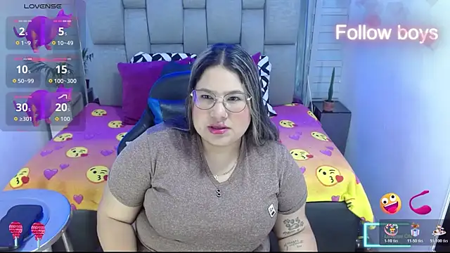 Snapshot of evelin_zaens chatting on November 2025 04:13:02 AM evelin zaens online show from November 2025 04:13:02 AM