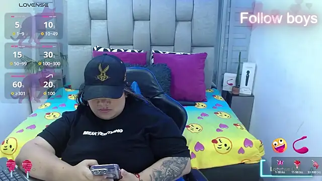 Snapshot of evelin_zaens chatting on March 2026 05:08:02 AM evelin zaens online show from March 2026 05:08:02 AM