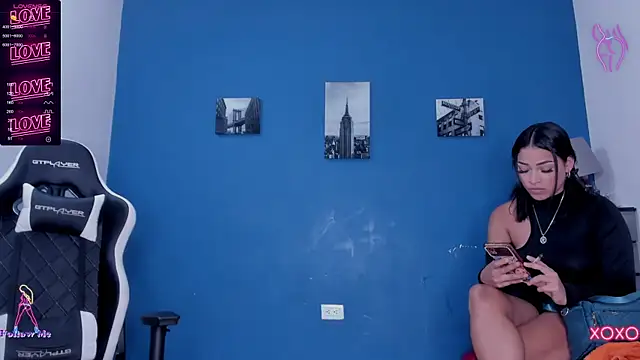 Snapshot of BeMyLover3 chatting on January 2025 08:34:02 PM BeMyLover3 online show from January 2025 08:34:02 PM