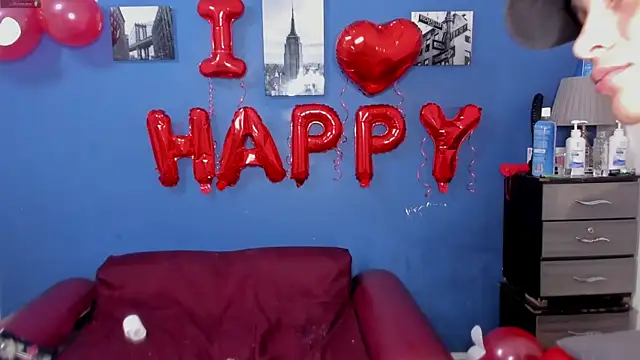 Snapshot of BeMyLover3 chatting on February 2025 08:33:01 PM BeMyLover3 online show from February 2025 08:33:01 PM