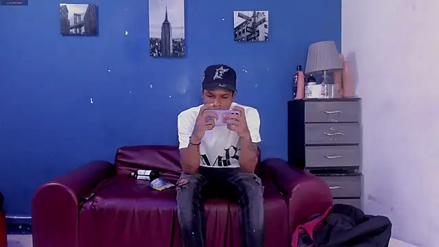 Snapshot of BeMyLover3 chatting on March 2025 10:28:01 PM BeMyLover3 online show from March 2025 10:28:01 PM