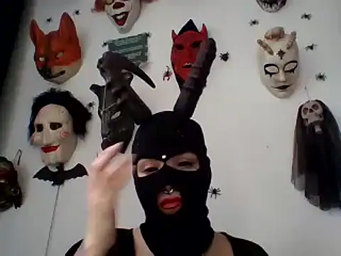 Snapshot of FeticheMacabre chatting on December 2024 02:41:02 PM FeticheMacabre online show from December 2024 02:41:02 PM