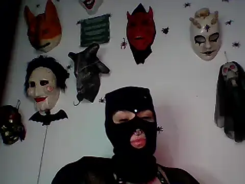 Snapshot of FeticheMacabre chatting on December 2024 12:50:01 AM FeticheMacabre online show from December 2024 12:50:01 AM