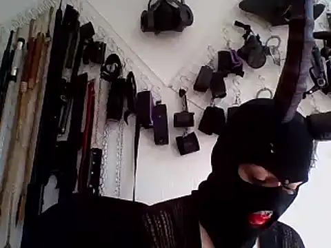 Snapshot of FeticheMacabre chatting on December 2024 06:08:01 PM FeticheMacabre online show from December 2024 06:08:01 PM