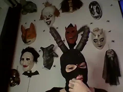 Snapshot of FeticheMacabre chatting on February 2025 01:13:01 AM FeticheMacabre online show from February 2025 01:13:01 AM