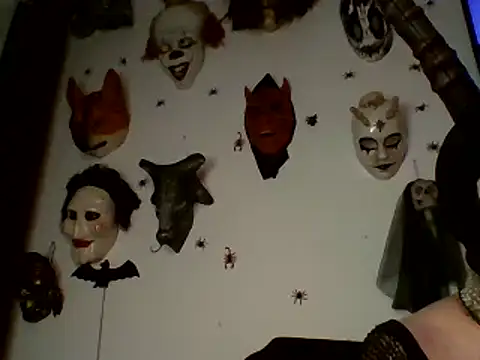 Snapshot of FeticheMacabre chatting on March 2025 04:50:02 AM FeticheMacabre online show from March 2025 04:50:02 AM