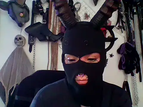 Snapshot of FeticheMacabre chatting on April 2026 07:44:01 PM FeticheMacabre online show from April 2026 07:44:01 PM