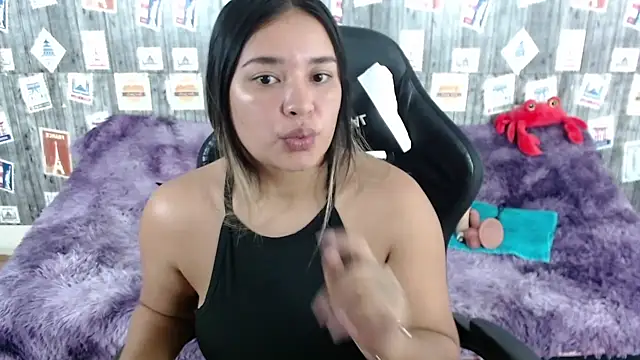 SaraCrow online show from January 2025 05:02:01 AM