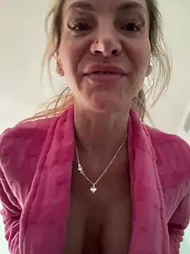 MessyNastyQueen online show from March 2025 12:23:02 PM