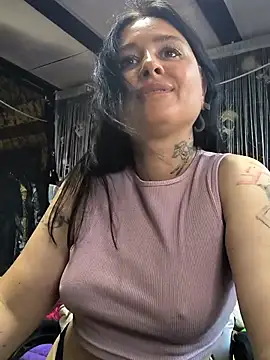 KikiXRed online show from July 2026 02:35:02 PM