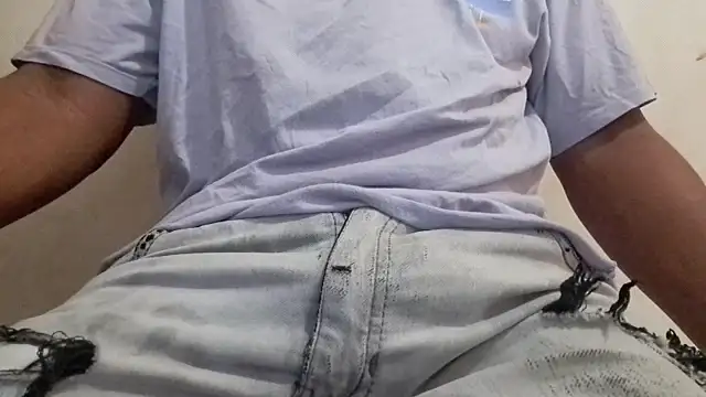 Snapshot of royblackbigpvt chatting on March 2026 09:32:02 PM royblackbigpvt online show from March 2026 09:32:02 PM