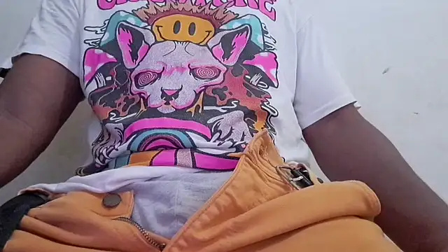 Snapshot of royblackbigpvt chatting on March 2026 08:01:01 PM royblackbigpvt online show from March 2026 08:01:01 PM