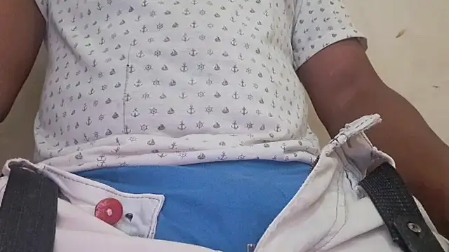 Snapshot of royblackbigpvt chatting on April 2026 06:32:01 PM royblackbigpvt online show from April 2026 06:32:01 PM