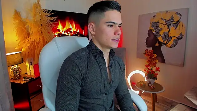 Matias Murrier online show from March 2025 12:12:01 PM