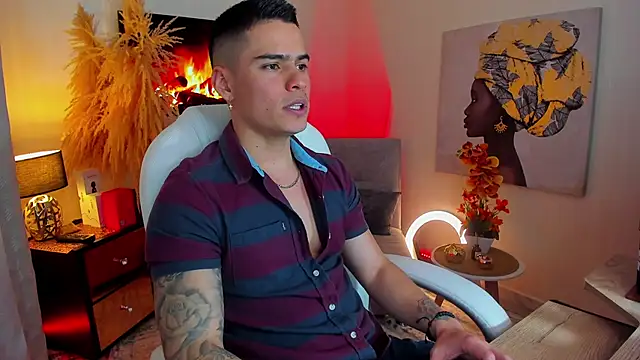 Matias Murrier online show from March 2025 03:02:02 PM