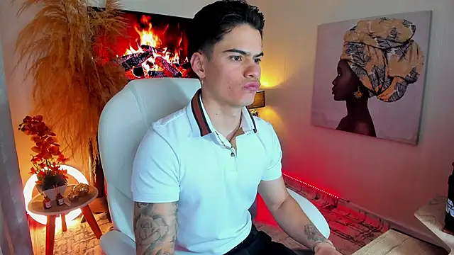 Matias Murrier online show from October 2025 12:03:02 PM