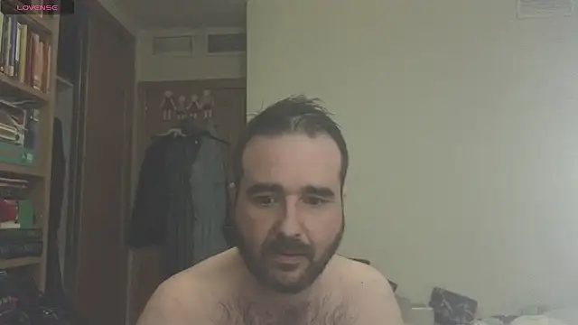 curiosillo83 online show from February 2025 09:11:02 PM