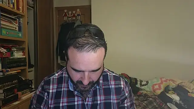 curiosillo83 online show from November 2025 03:34:02 PM