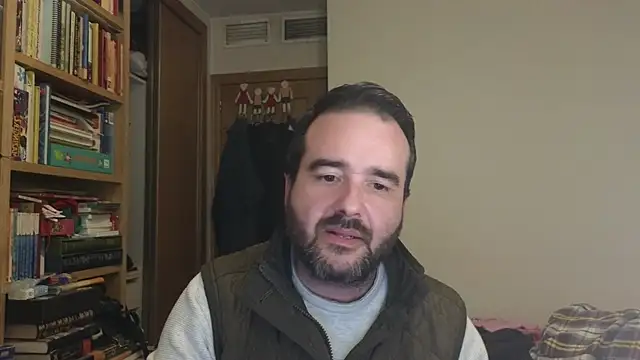 curiosillo83 online show from November 2025 03:25:02 PM