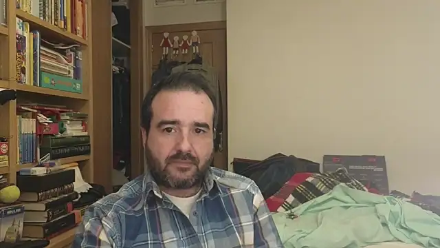 curiosillo83 online show from February 2026 05:58:01 PM