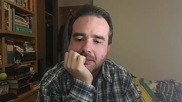 curiosillo83 online show from February 2026 07:59:02 PM