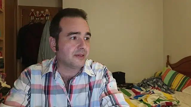 Snapshot of curiosillo83 chatting on April 2026 03:03:02 PM curiosillo83 online show from April 2026 03:03:02 PM