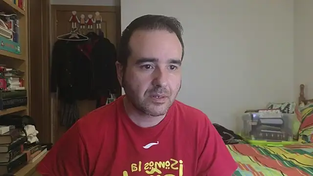 Snapshot of curiosillo83 chatting on May 2026 01:54:02 PM curiosillo83 online show from May 2026 01:54:02 PM