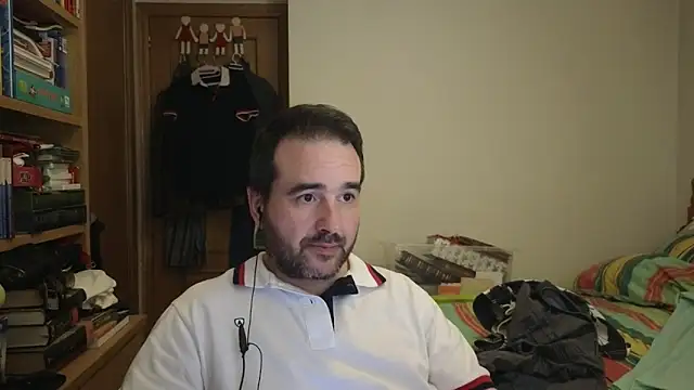 Snapshot of curiosillo83 chatting on May 2026 04:53:01 AM curiosillo83 online show from May 2026 04:53:01 AM