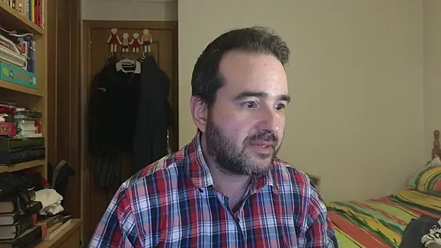 Snapshot of curiosillo83 chatting on June 2026 02:30:01 PM curiosillo83 online show from June 2026 02:30:01 PM