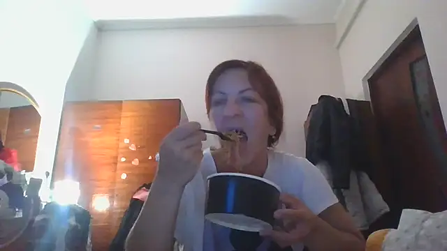 Snapshot of ShawnaAdams chatting on October 2025 04:15:02 PM ShawnaAdams online show from October 2025 04:15:02 PM