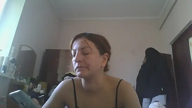 Snapshot of ShawnaAdams chatting on November 2025 10:25:02 AM ShawnaAdams online show from November 2025 10:25:02 AM