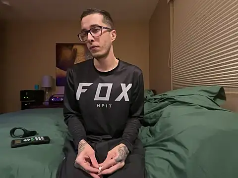 Snapshot of Bwcjoshbanks chatting on January 2025 06:11:02 AM Bwcjoshbanks online show from January 2025 06:11:02 AM