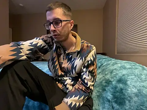 Snapshot of Bwcjoshbanks chatting on February 2025 04:05:01 AM Bwcjoshbanks online show from February 2025 04:05:01 AM