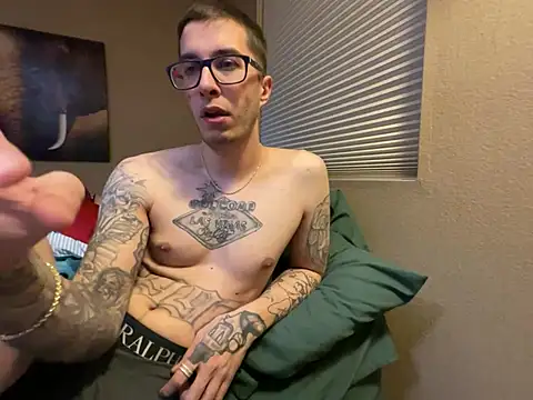 Snapshot of Bwcjoshbanks chatting on February 2025 03:51:01 AM Bwcjoshbanks online show from February 2025 03:51:01 AM