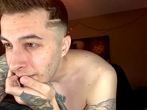 Bwcjoshbanks online show from December 2025 10:50:01 PM