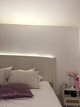 Bella cutte  online show from December 2025 11:57:02 PM