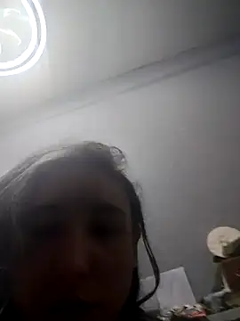 Snapshot of K-niving chatting on February 2025 01:47:01 AM K-niving online show from February 2025 01:47:01 AM