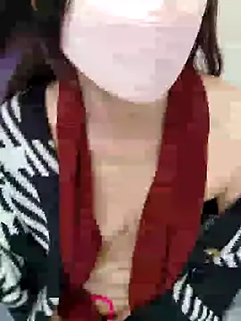 Snapshot of Lu_Nana chatting on December 2024 11:43:02 AM Lu Nana online show from December 2024 11:43:02 AM