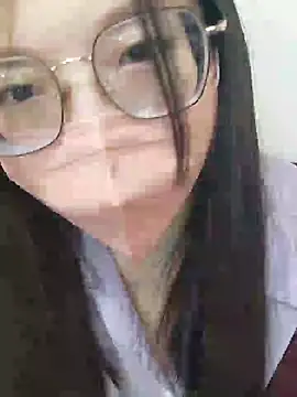 Snapshot of Lu_Nana chatting on January 2025 06:31:01 PM Lu Nana online show from January 2025 06:31:01 PM