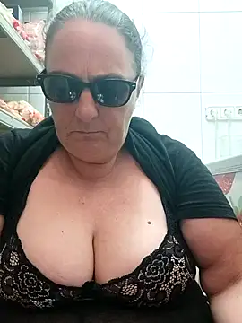 Snapshot of eroticjessitop chatting on November 2025 04:53:02 PM eroticjessitop online show from November 2025 04:53:02 PM