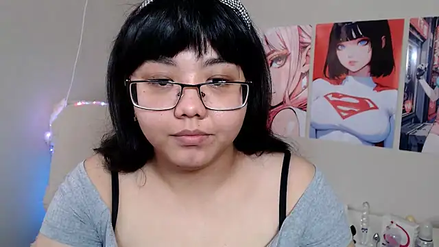 Snapshot of Moertomlly chatting on February 2025 07:07:01 AM Moertomlly online show from February 2025 07:07:01 AM