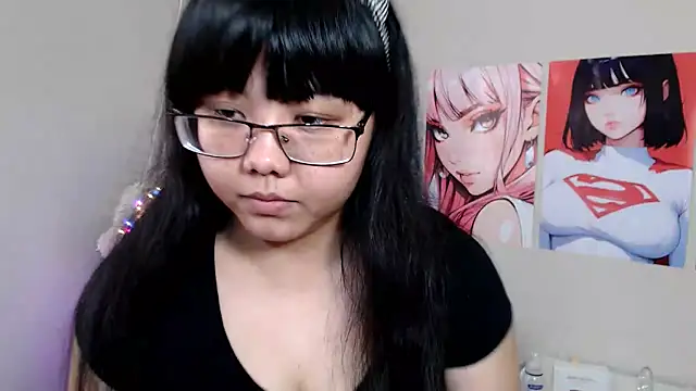 Snapshot of Moertomlly chatting on February 2025 06:42:01 AM Moertomlly online show from February 2025 06:42:01 AM