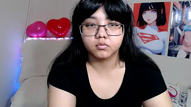 Snapshot of Moertomlly chatting on February 2025 10:38:02 AM Moertomlly online show from February 2025 10:38:02 AM