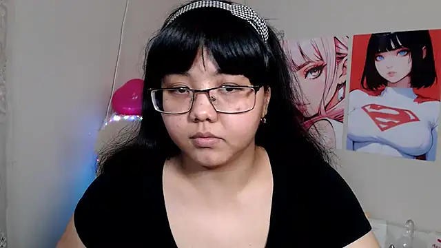 Snapshot of Moertomlly chatting on February 2025 09:47:01 AM Moertomlly online show from February 2025 09:47:01 AM