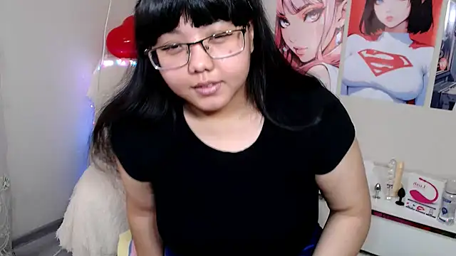 Snapshot of Moertomlly chatting on March 2025 06:32:01 AM Moertomlly online show from March 2025 06:32:01 AM